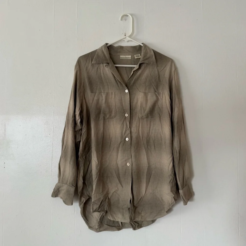 Banana Republic Rayon Button Down Shirt Small
